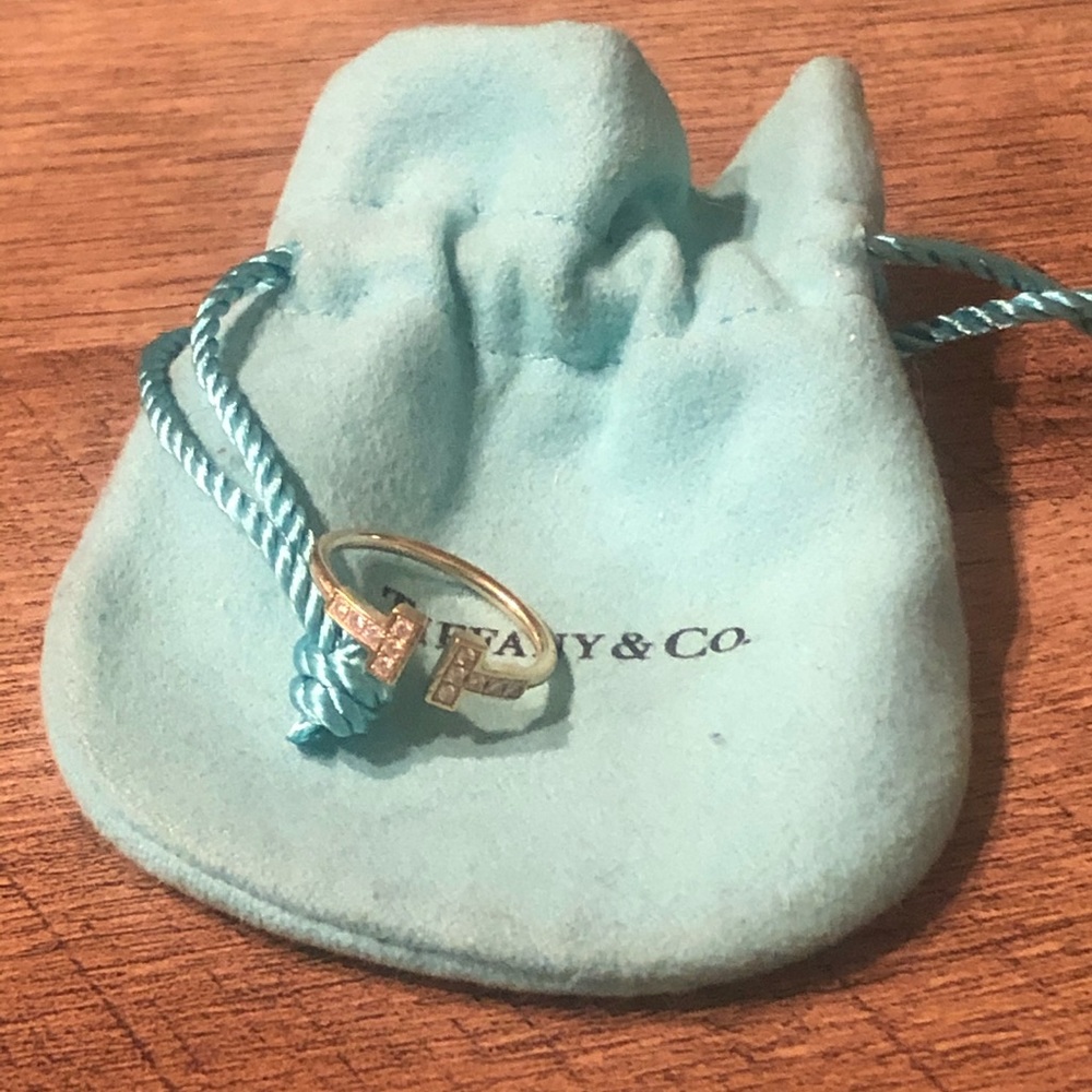 Tiffany & Co. Tiffany T Wire Ring